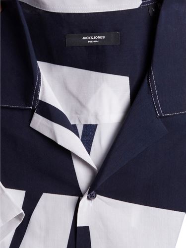 Skjorta - JPRBLASTRAACT GEO RESORT SHIRT